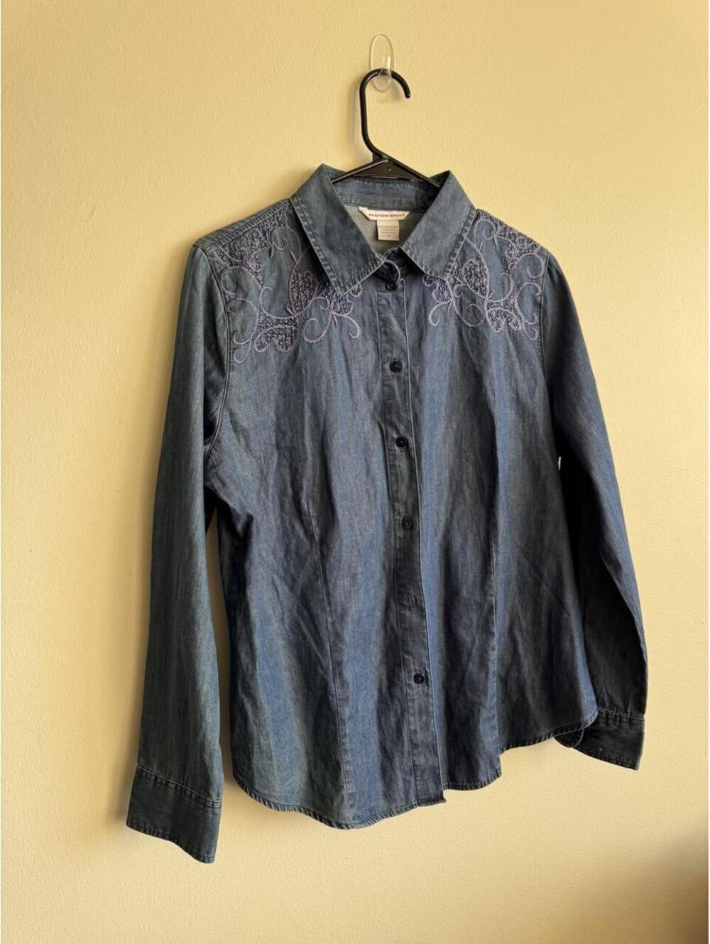 Allison Daley blue denim shirt with purple floral embroidery on shoulders sz 10
